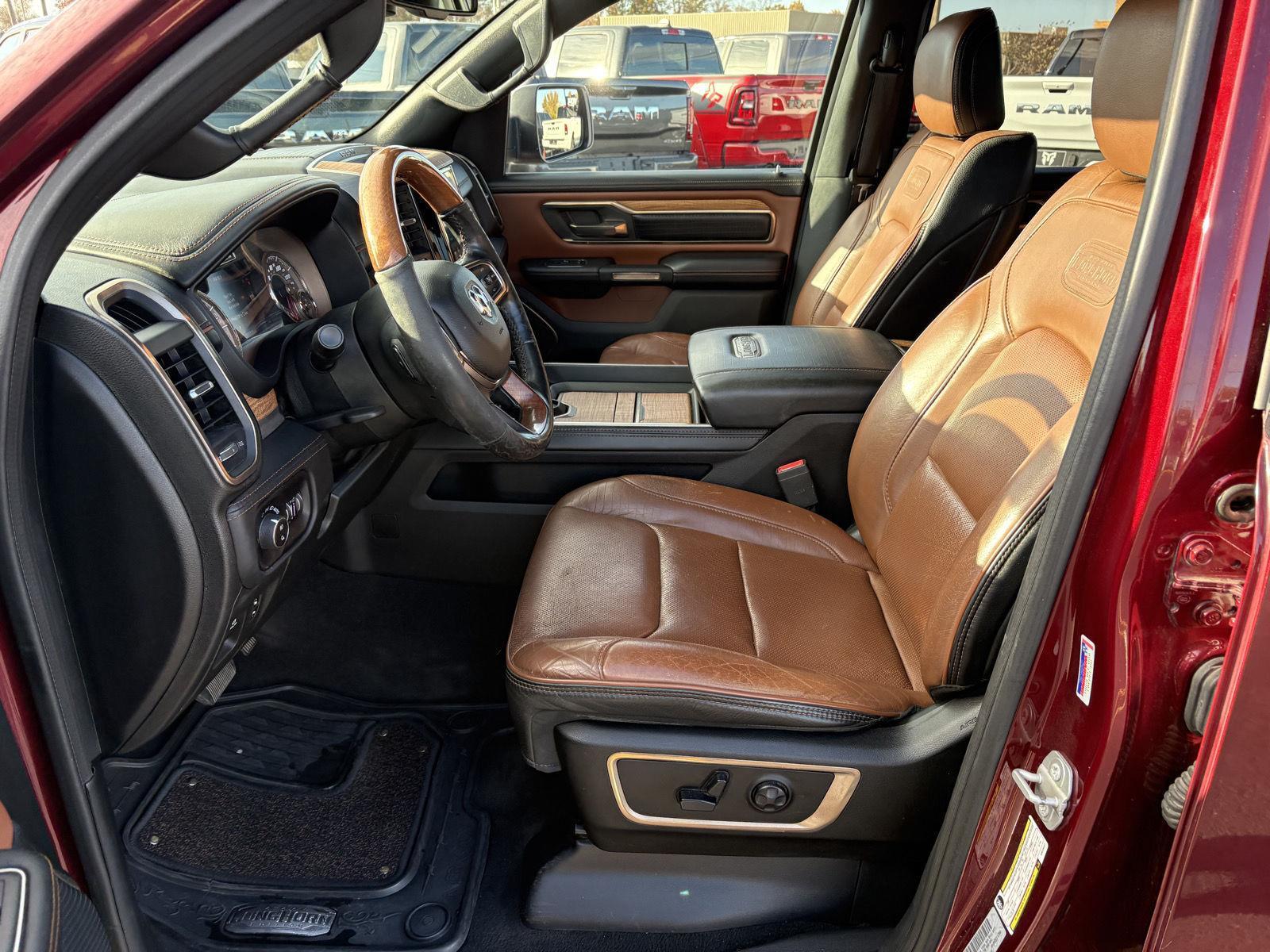 2019 Ram 1500 Longhorn photo 3