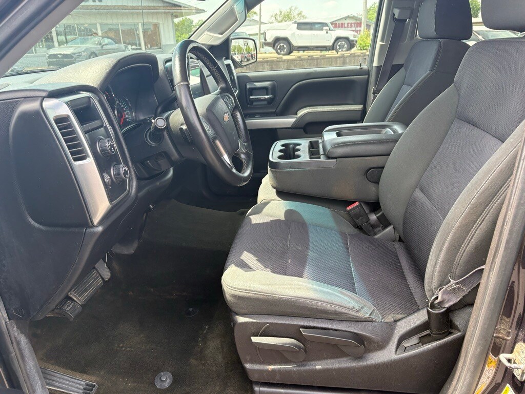 2015 Chevrolet Silverado 1500 LT photo 4
