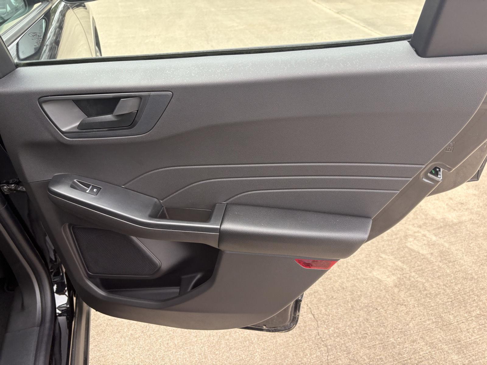 2024 Ford Escape Base - Photo 11