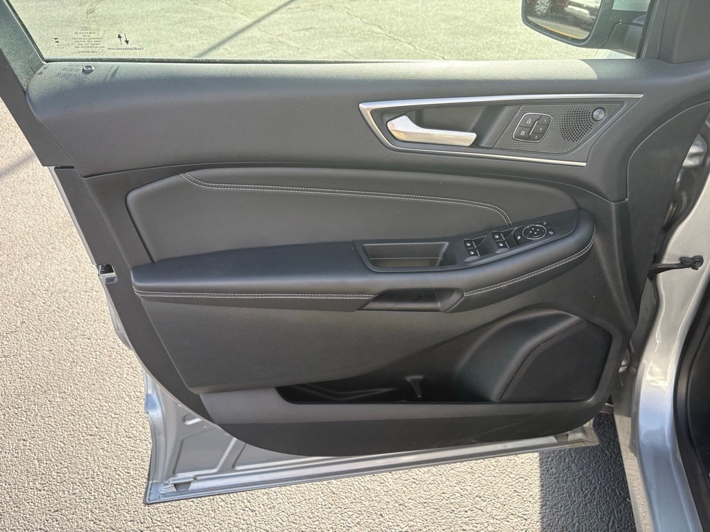 Used 2024 Ford Edge Titanium SUV