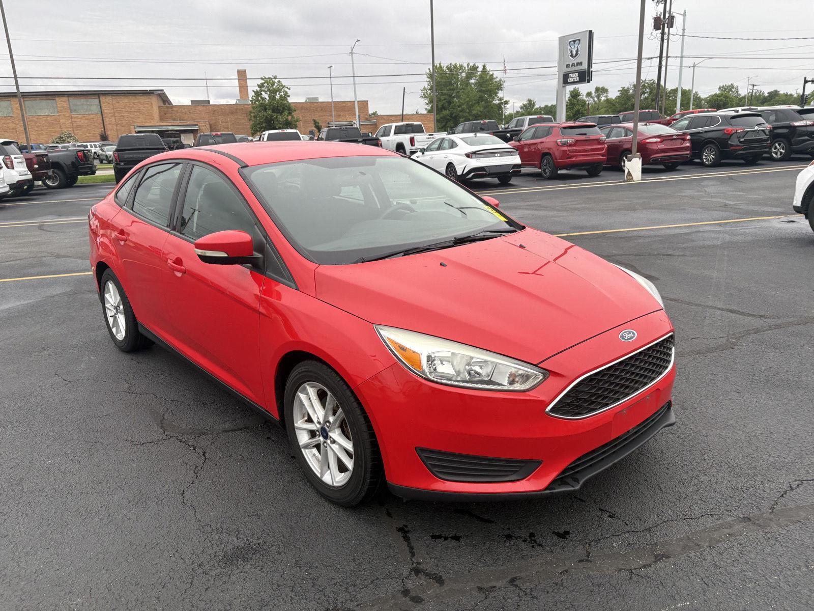 Used 2015 Ford Focus SE with VIN 1FADP3F27FL341108 for sale in Charleston, IL