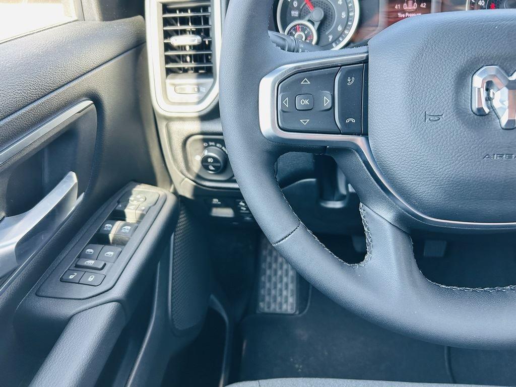 2026 RAM 1500 Big Horn/Lone Star - Photo 18