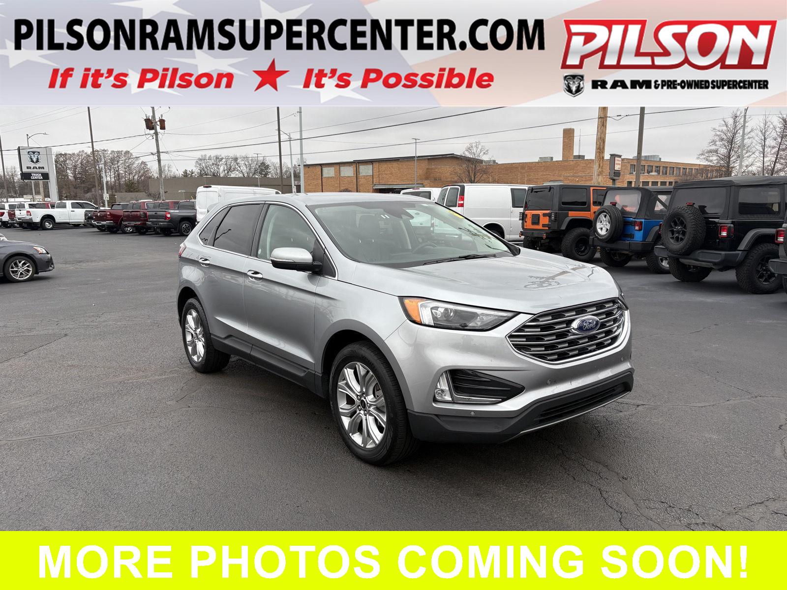 2024 Ford Edge Titanium's photo