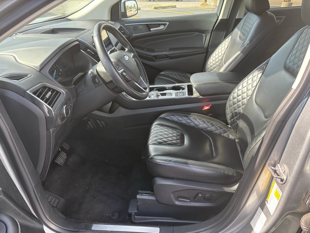 Used 2024 Ford Edge Titanium SUV