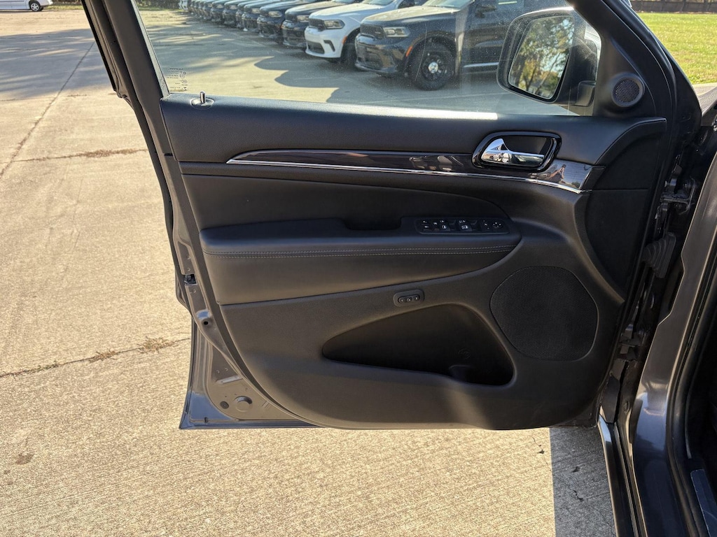 Used 2020 Jeep Grand Cherokee Overland