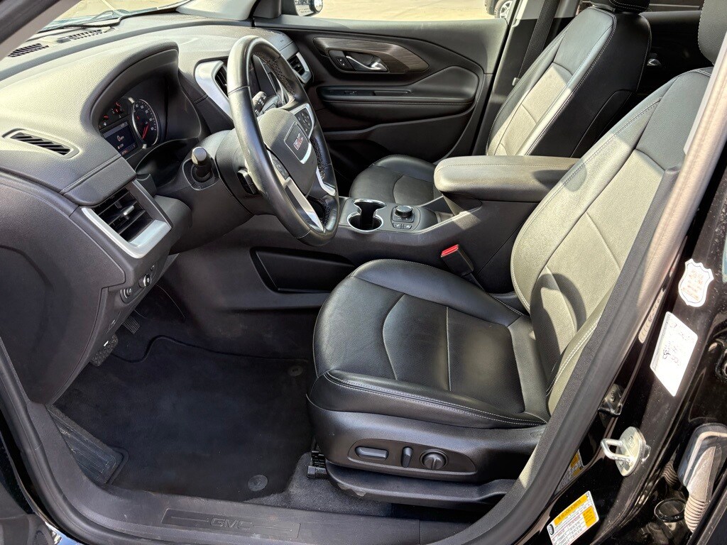 2024 Gmc Terrain SLT photo 4