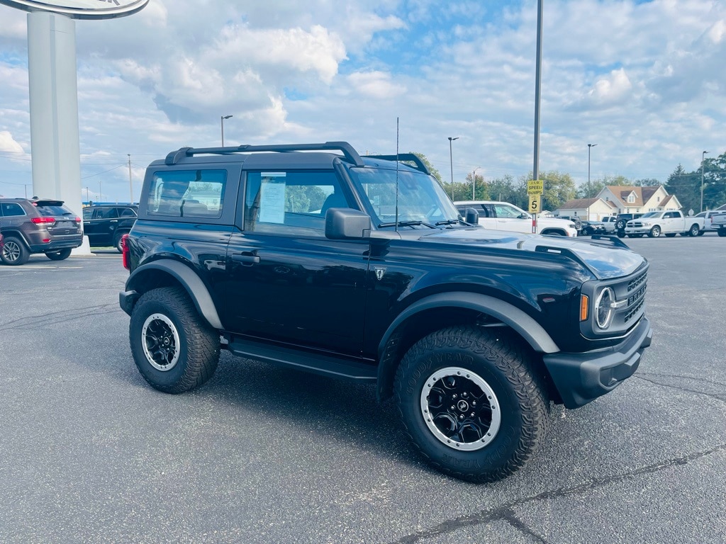 Used 2022 Ford Bronco 2-Door Base with VIN 1FMDE5CP0NLB54928 for sale in Charleston, IL