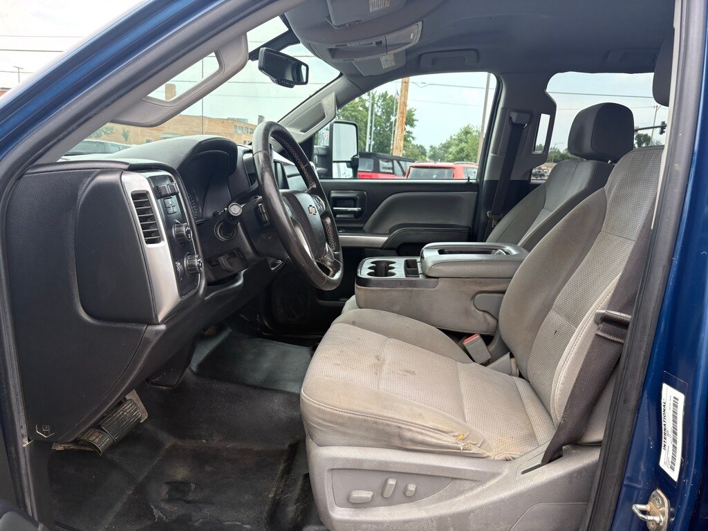 2019 Chevrolet Silverado 4500HD photo 3