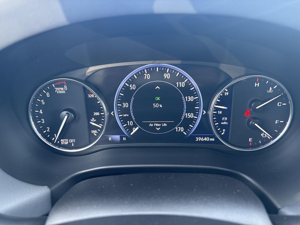 2024 Buick Enclave Premium photo 2