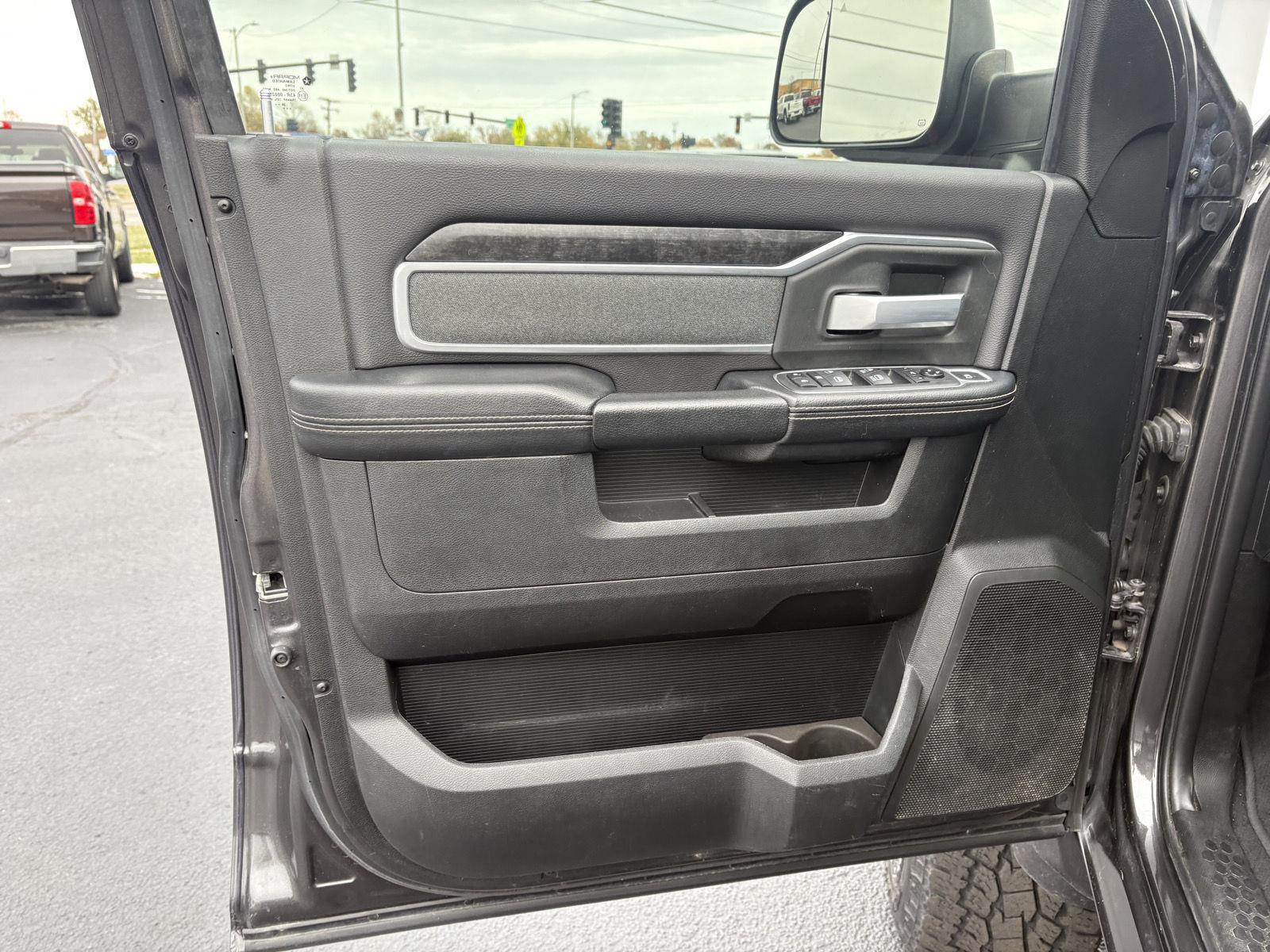 2021 Ram 2500 Big Horn photo 3