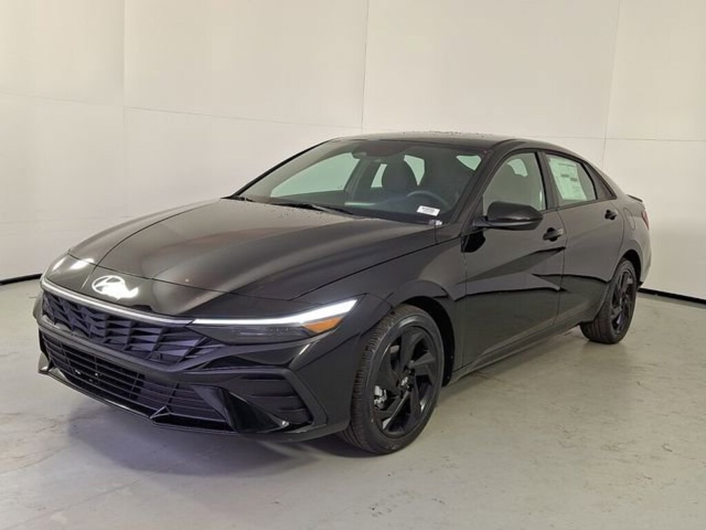 New 2026 Hyundai Elantra SEL Sport Sedan