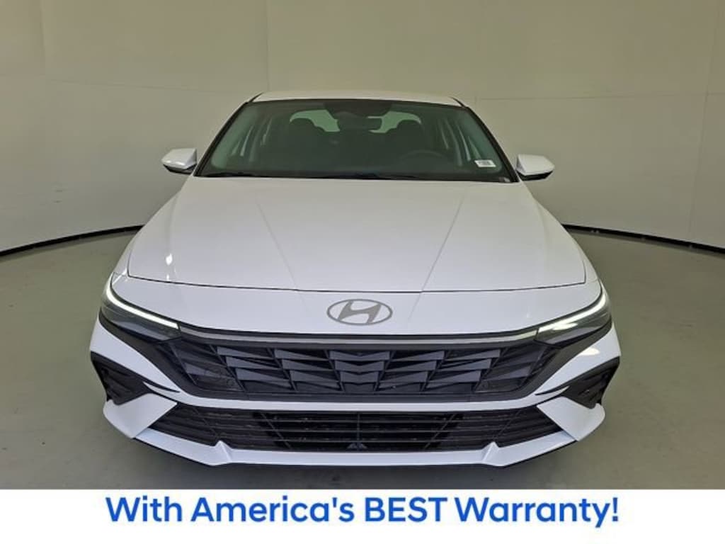 New 2026 Hyundai Elantra SE Sedan