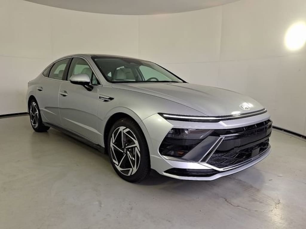 New 2025 Hyundai Sonata SEL Convenience Sedan