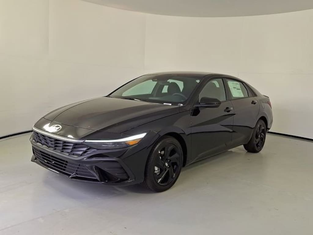 New 2026 Hyundai Elantra SEL Sport Sedan