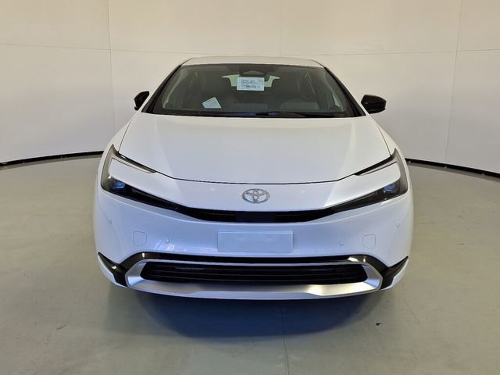 New 2026 Toyota Prius Plug-In Hybrid XSE Hatchback