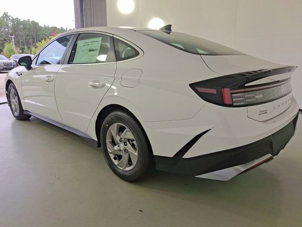 New 2026 Hyundai Sonata SE Sedan