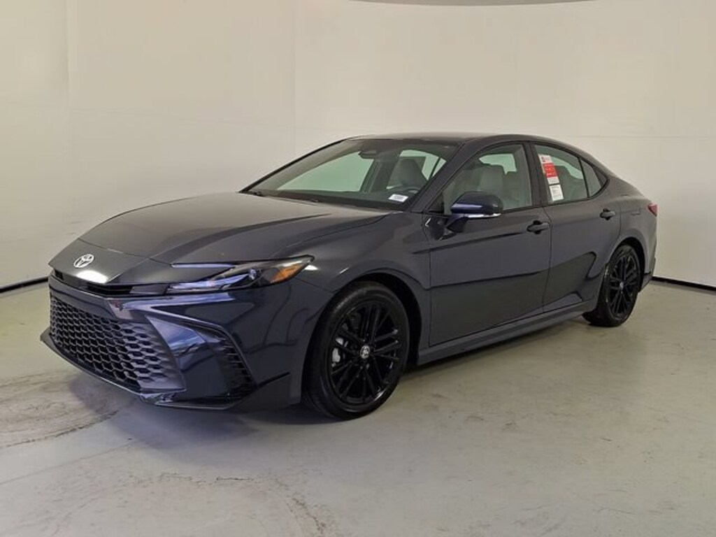 New 2026 Toyota Camry SE Sedan