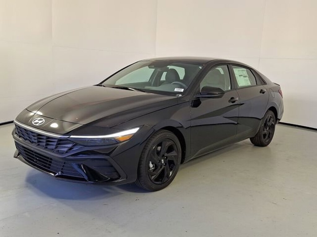 New 2026 Hyundai Elantra SEL Sport Sedan