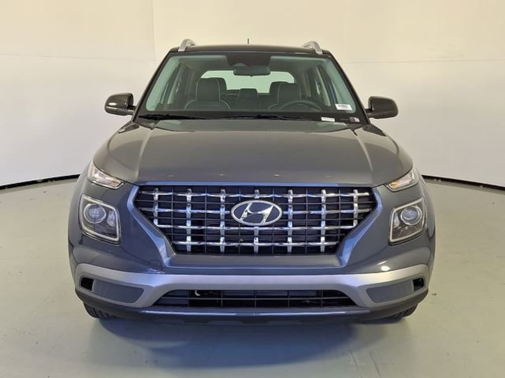 New 2026 Hyundai Venue SEL w/Two-Tone Roof SUV