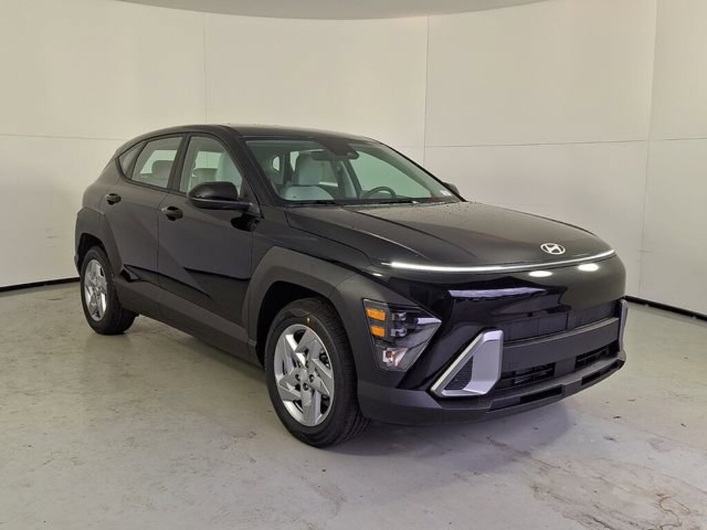 New 2026 Hyundai Kona SE SUV