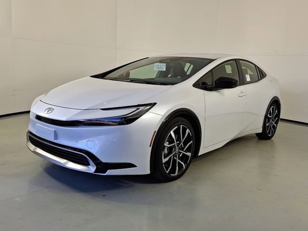 New 2026 Toyota Prius Plug-In Hybrid XSE Hatchback
