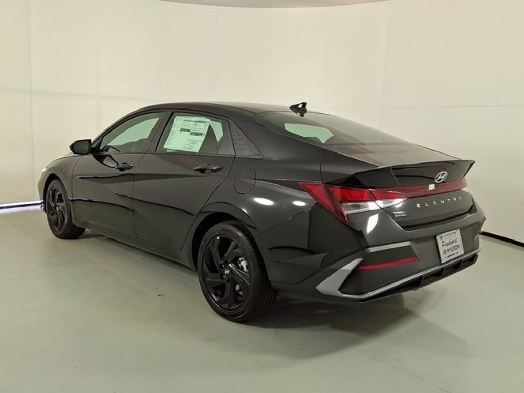 New 2026 Hyundai Elantra SEL Sport Sedan
