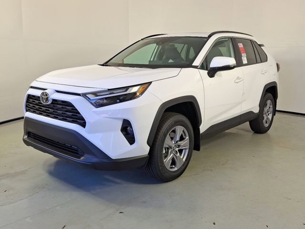 New 2025 Toyota RAV4 XLE SUV