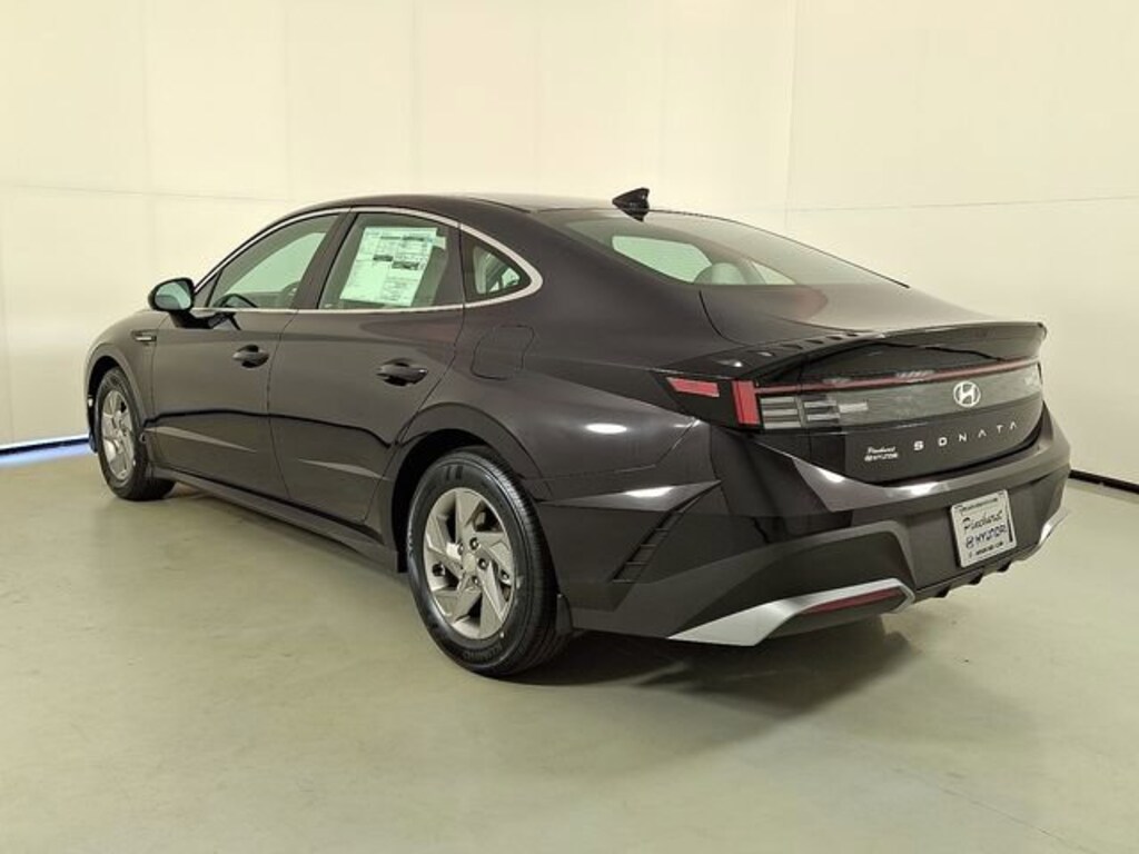 New 2026 Hyundai Sonata SE Sedan