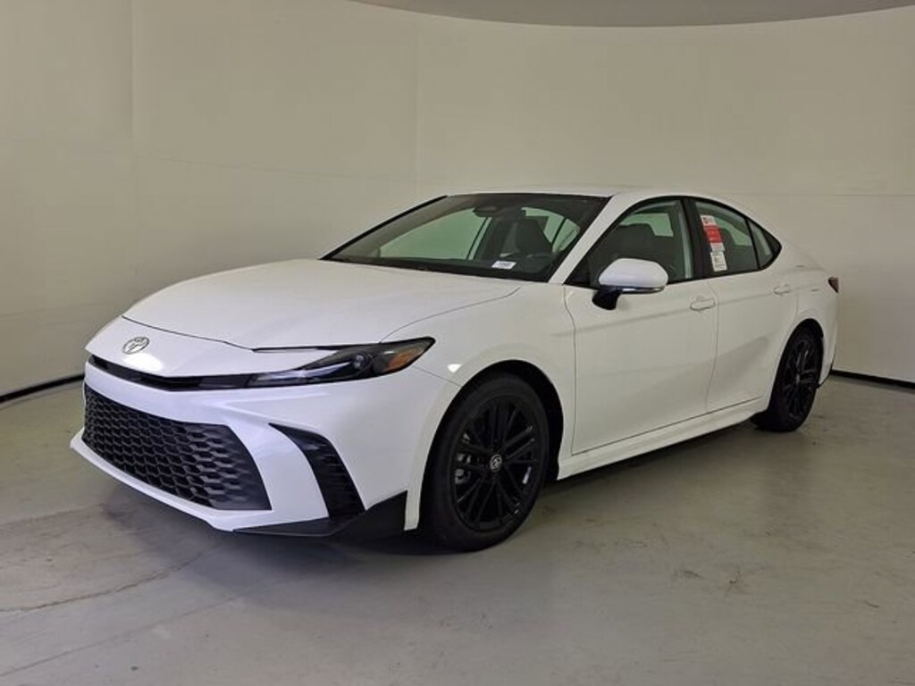 New 2026 Toyota Camry SE Sedan
