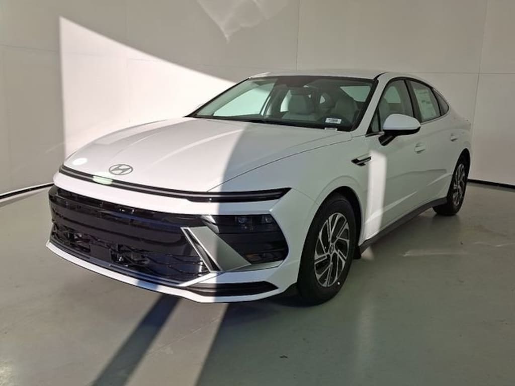New 2026 Hyundai Sonata Hybrid Blue Sedan