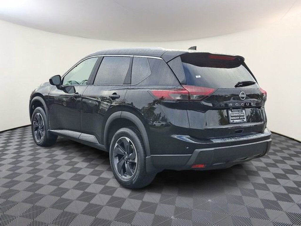 New 2026 Nissan Rogue SV SUV