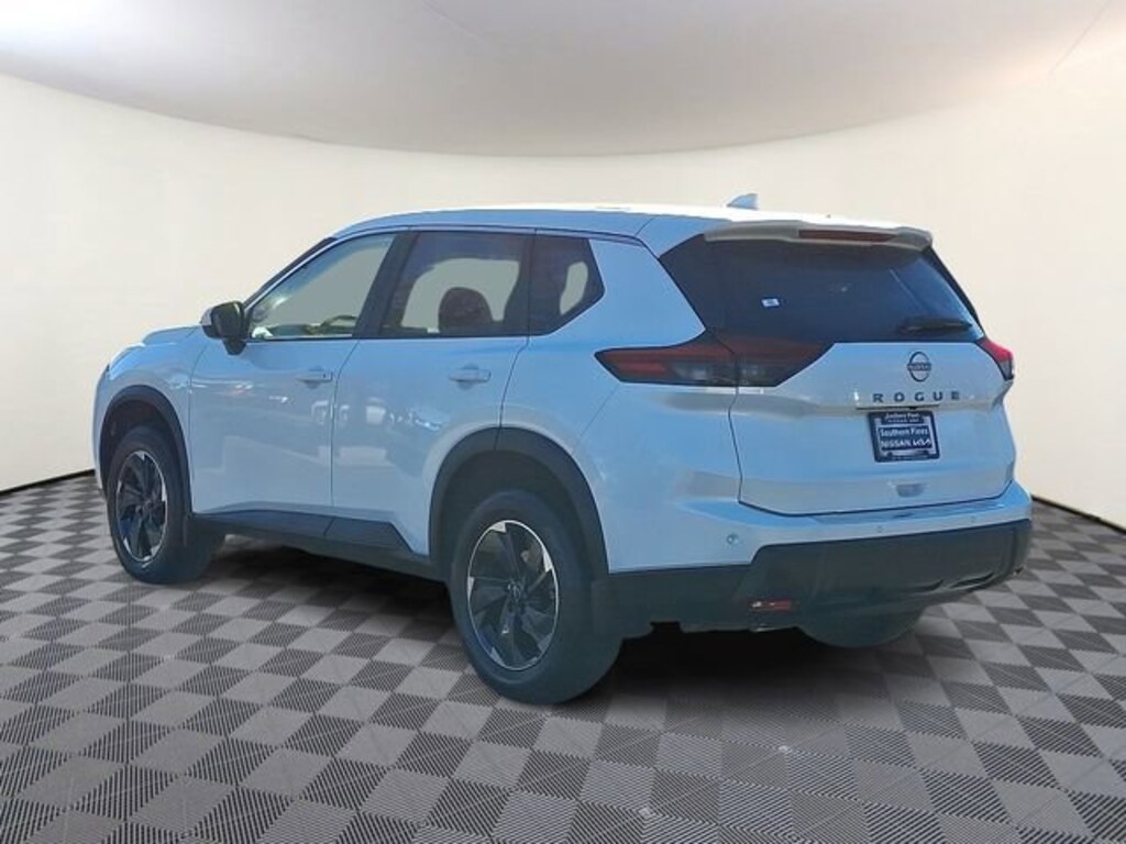 New 2026 Nissan Rogue SV SUV