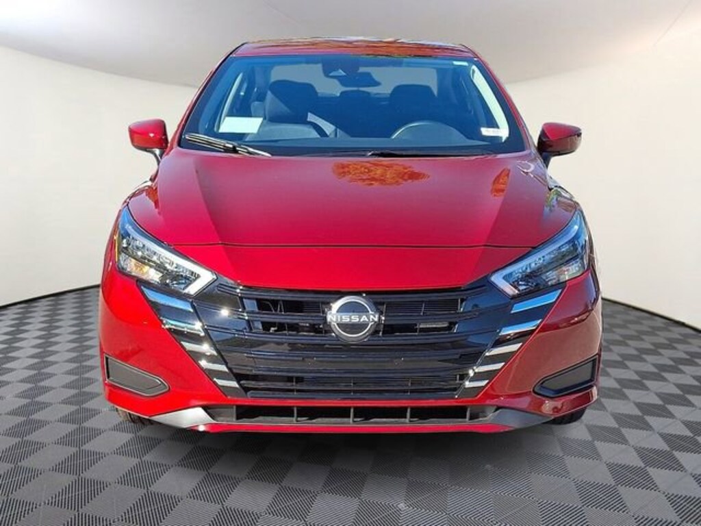 New 2025 Nissan Versa 1.6 SV Sedan