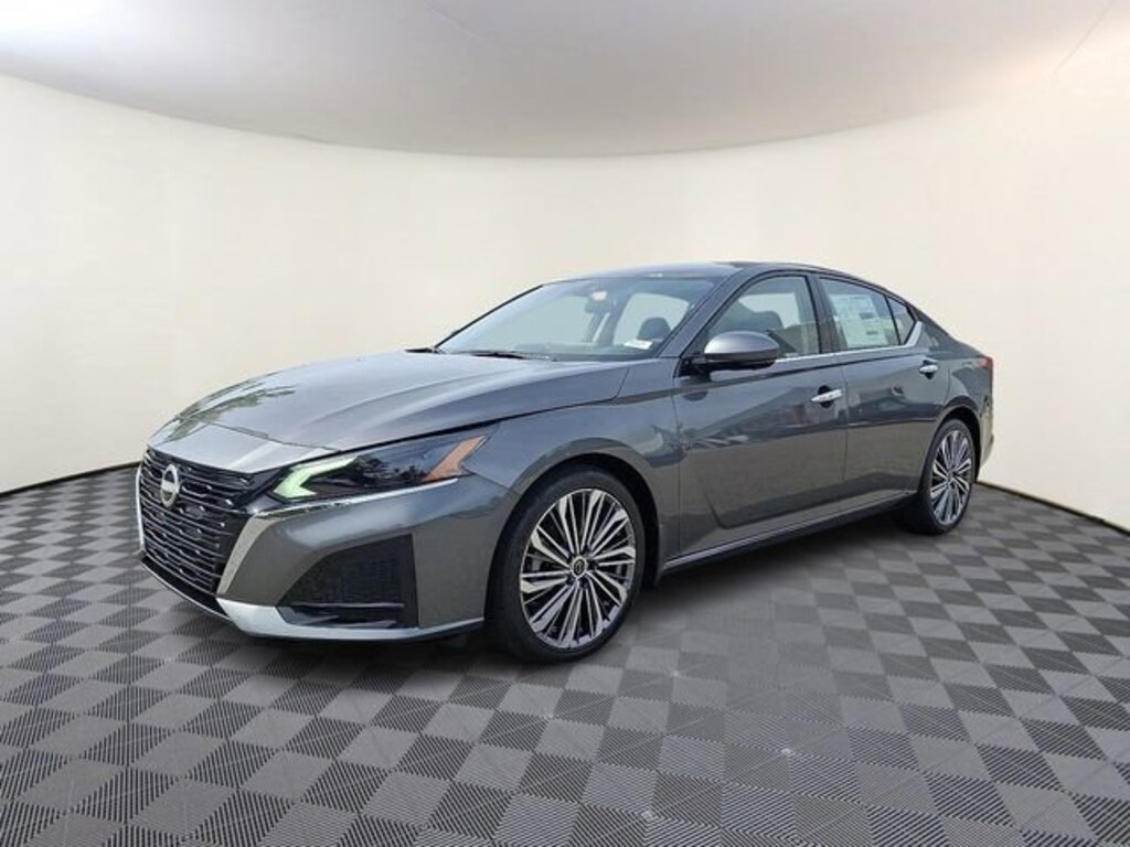 New 2025 Nissan Altima SL Sedan