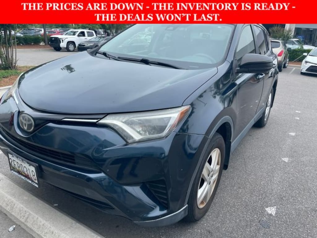 Used 2017 Toyota RAV4 LE SUV