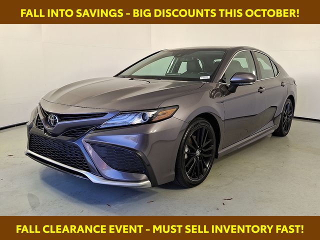 2023 Toyota Camry XSE photo 3