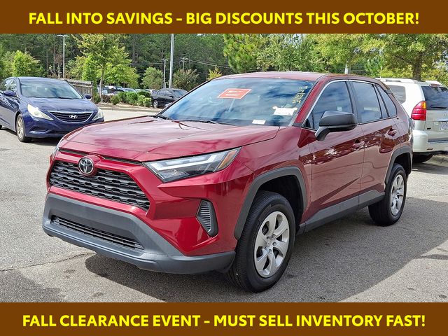 2024 Toyota RAV4 LE photo 3