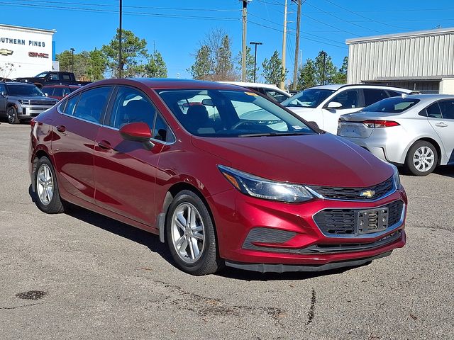 2017 Chevrolet Cruze LT's photo