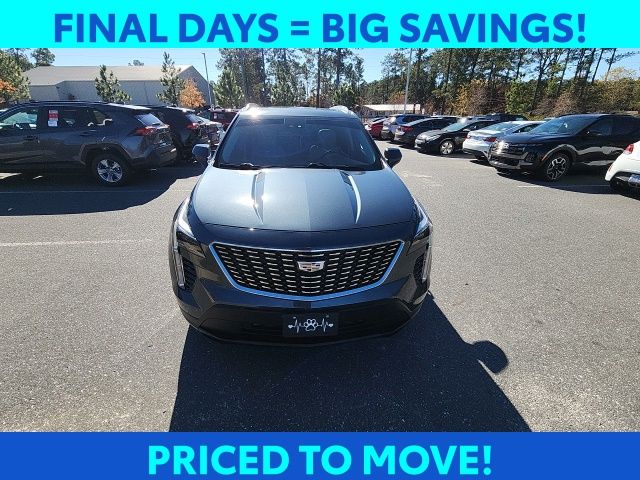 2021 Cadillac XT4 Luxury photo 2