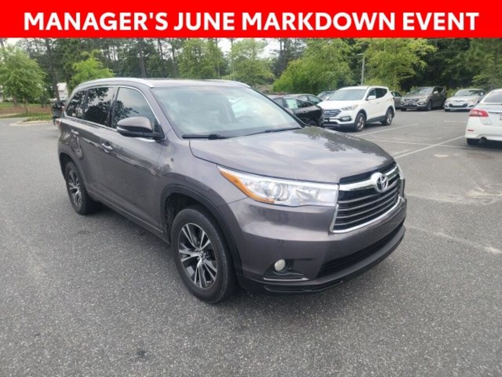 Used 2016 Toyota Highlander XLE V6 SUV
