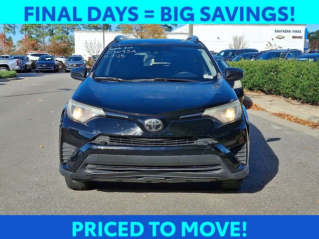 2017 Toyota RAV4 LE photo 2