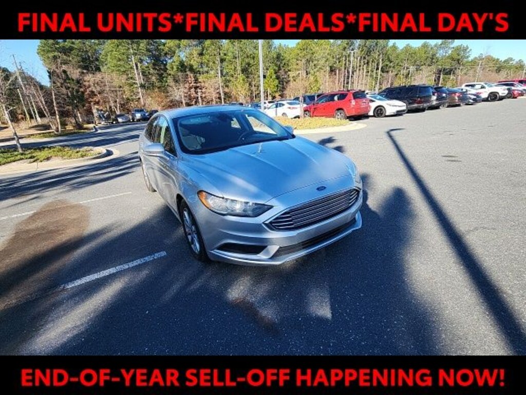 Used 2017 Ford Fusion SE Sedan