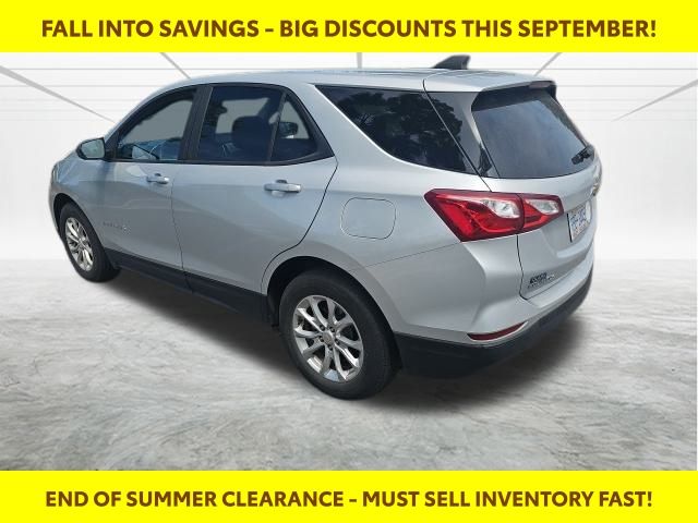2020 Chevrolet Equinox LS photo 3