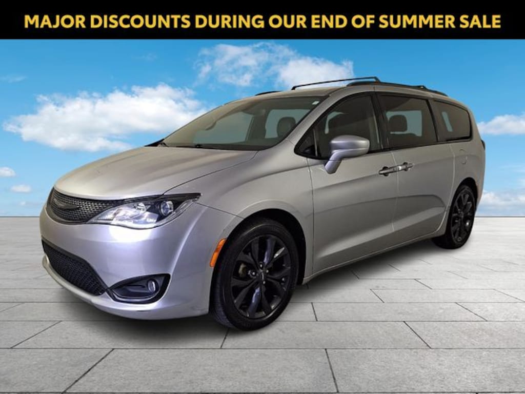 Used 2020 Chrysler Pacifica Touring L Van Passenger Van