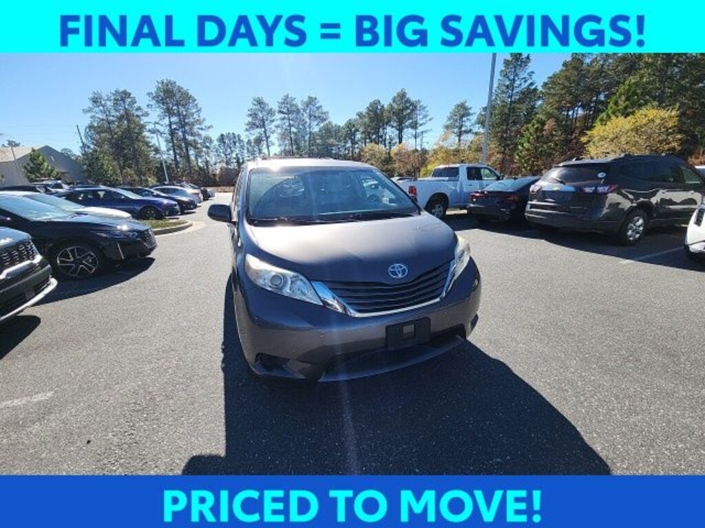 Used 2017 Toyota Sienna LE 7 Passenger Van