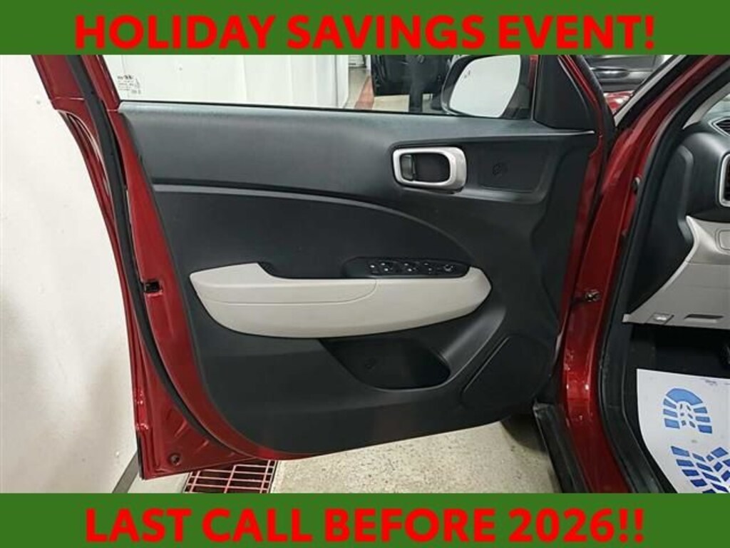 Used 2024 Hyundai Venue SEL SUV