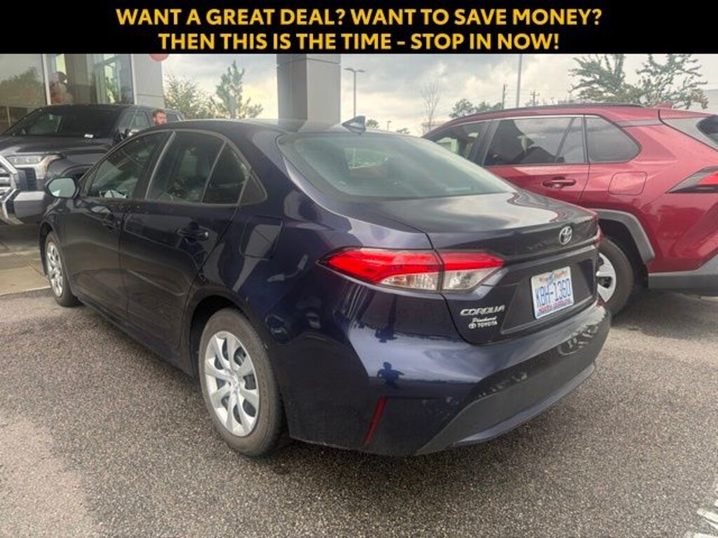 Used 2022 Toyota Corolla LE Sedan