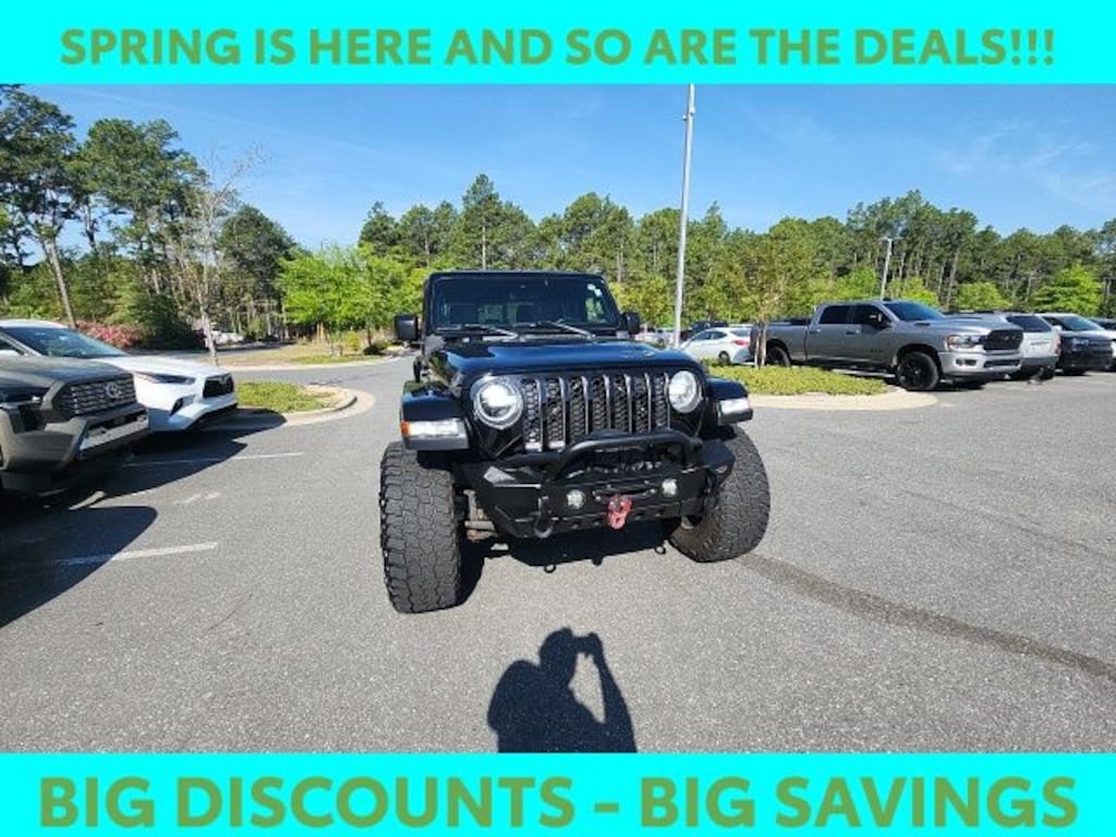 Used 2021 Jeep Gladiator Sport Truck Crew Cab