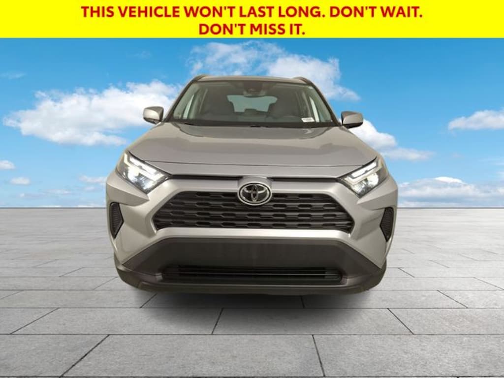 Used 2025 Toyota RAV4 XLE SUV