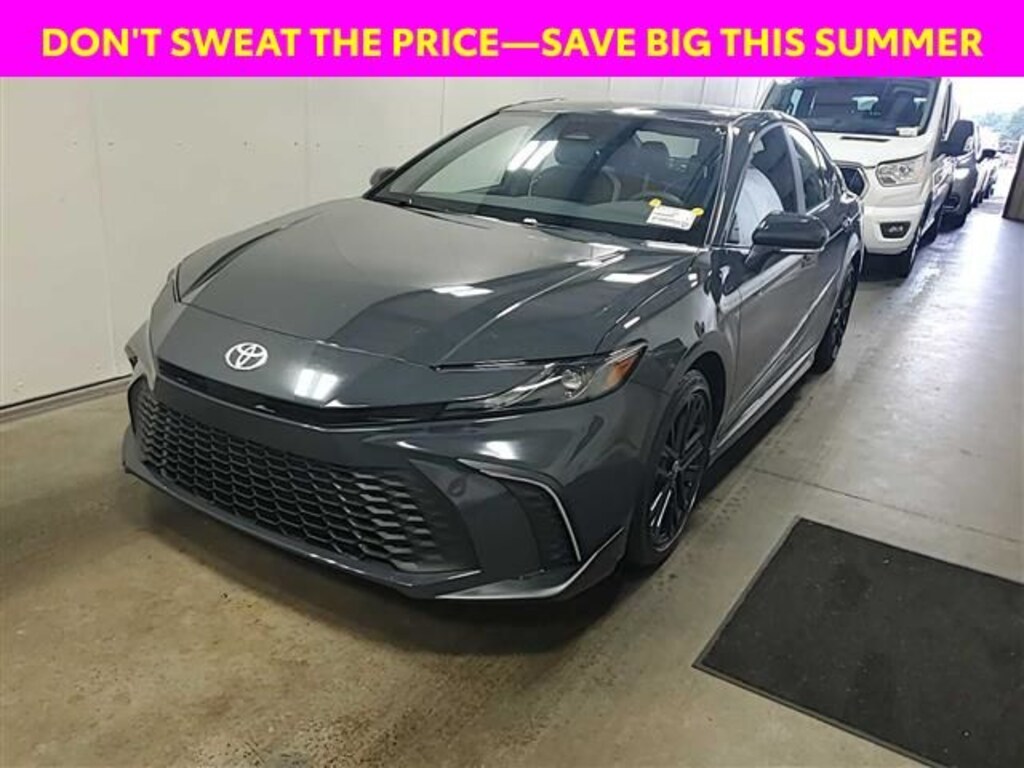 Used 2025 Toyota Camry SE Sedan